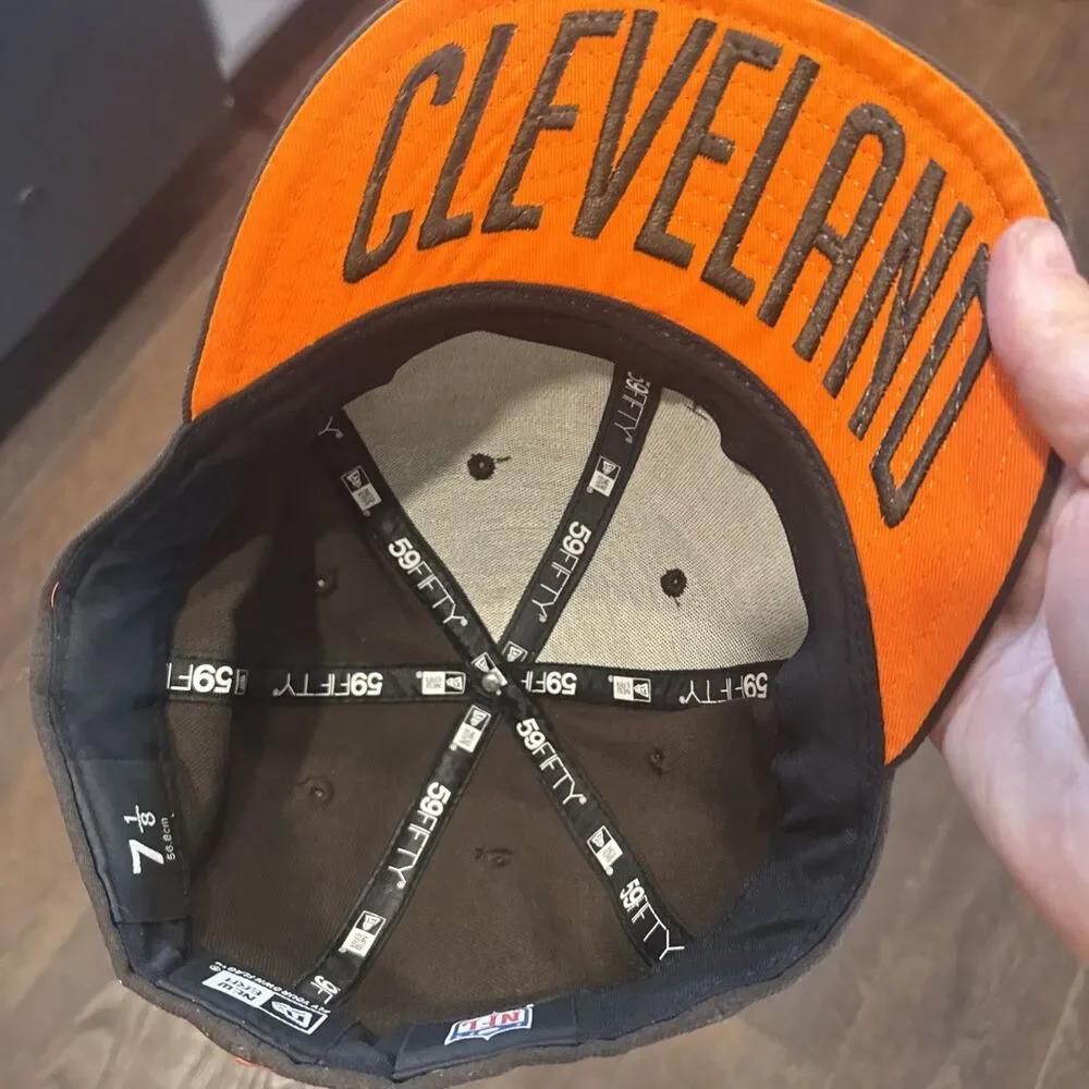 Cleveland Browns New Era 59FIFTY Fitted Hat Size 7 1/8 NFL Brown Orange